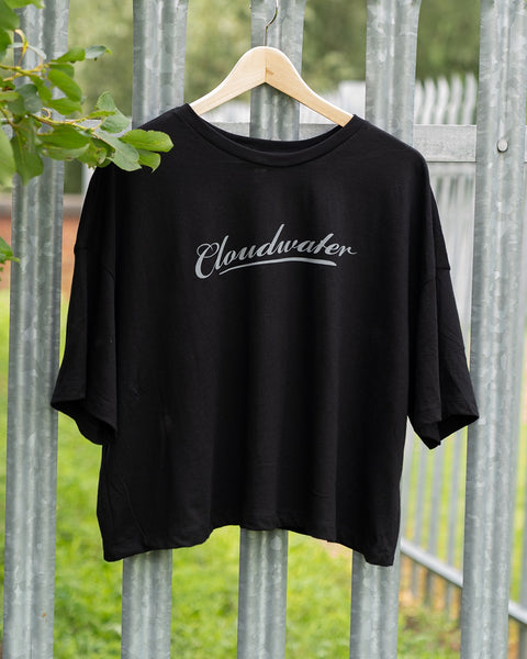 Cropped Tee with Reflective Cloudwater Logo