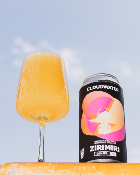 A gorgeous bright yellow/orange glass of 7% DDH IPA from Cloudwater brewed in collaboration with GROSS brewery from San Sebastian.